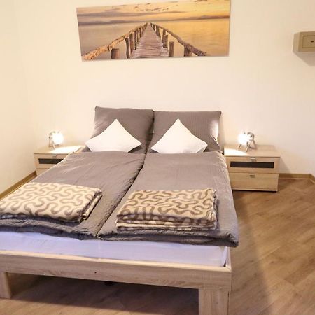 Gaestehaus Zum Surgrund Cuxhaven Esterno foto