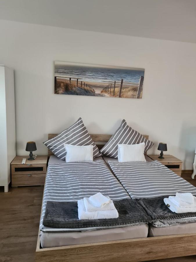 Gaestehaus Zum Surgrund Cuxhaven Esterno foto
