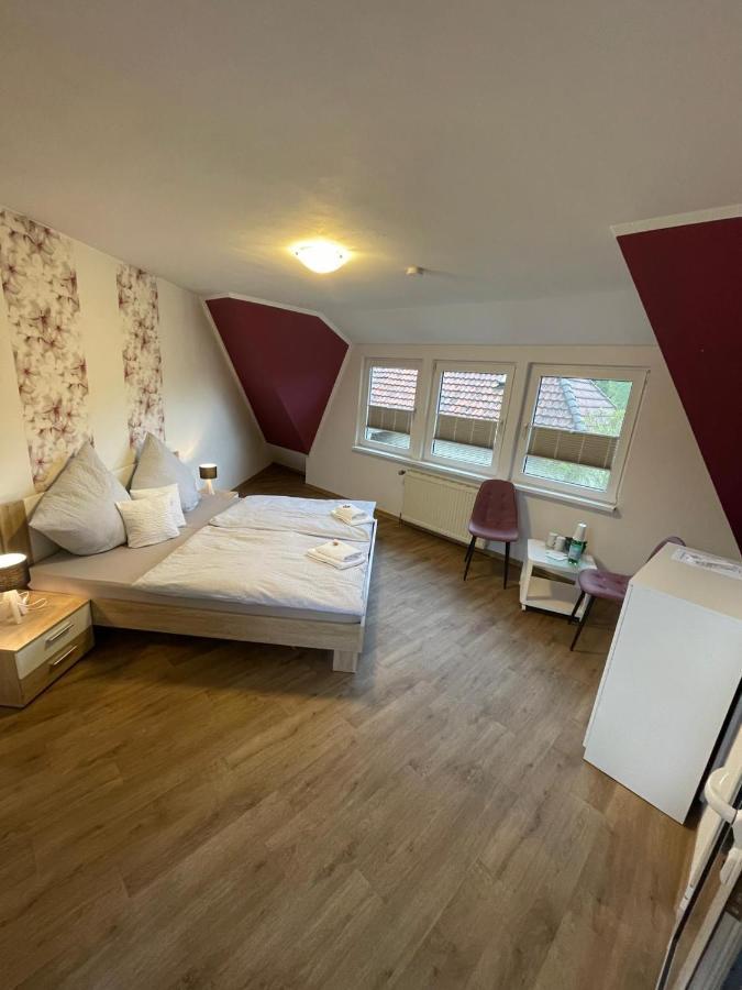 Gaestehaus Zum Surgrund Cuxhaven Esterno foto